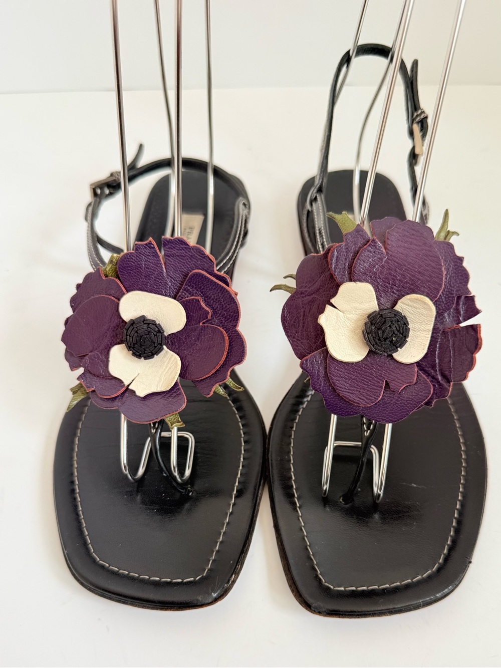 Prada Archive Floral Leather Sandals 38.5 Black Slingback Thong Appliqué Flats - Picture 5 of 12